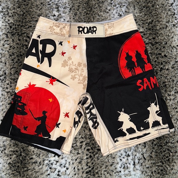 Roar Other - Fight wear Shorts 🩳